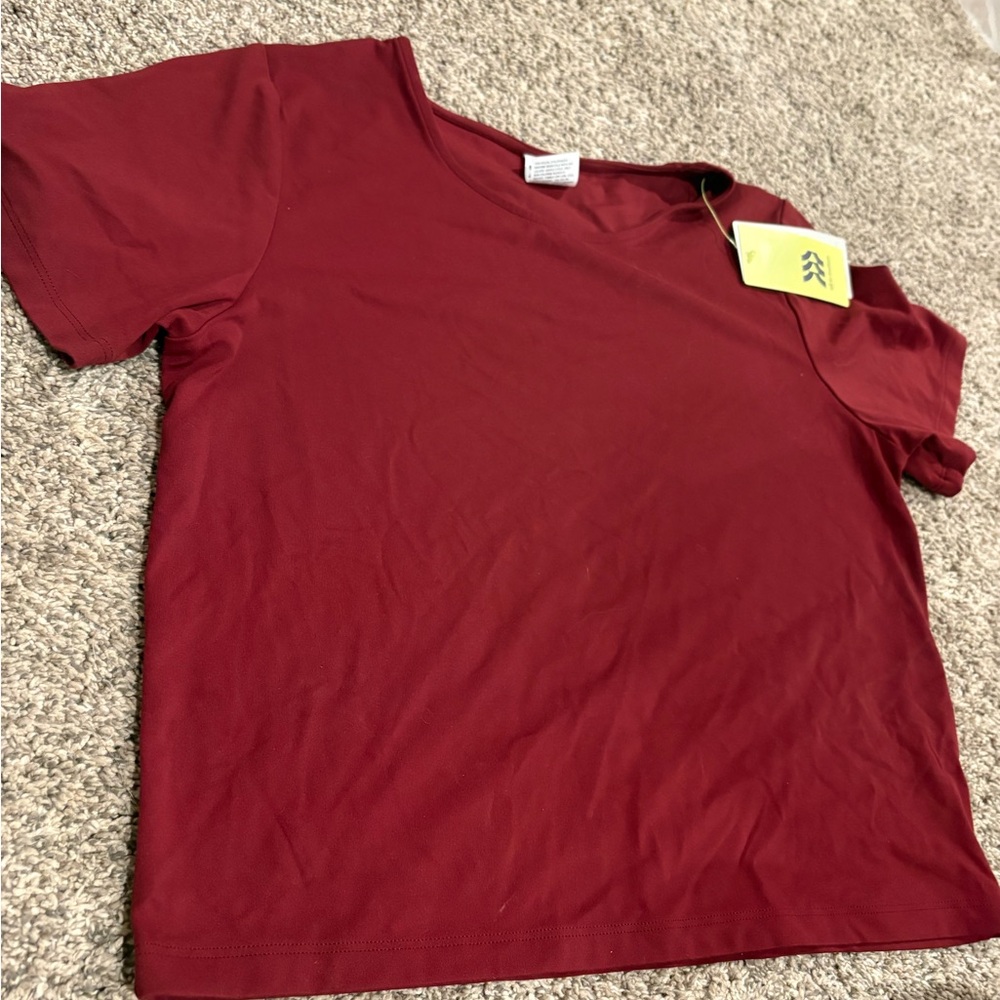 All in Motion Red Short Sleeve Tee
